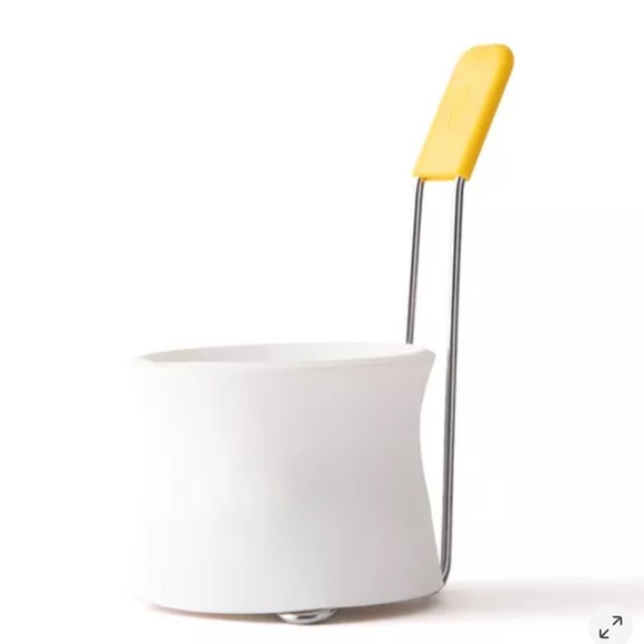 Sur La Table Chef’n Swil’n Perfect Egg Poacher - Picture 2 of 10